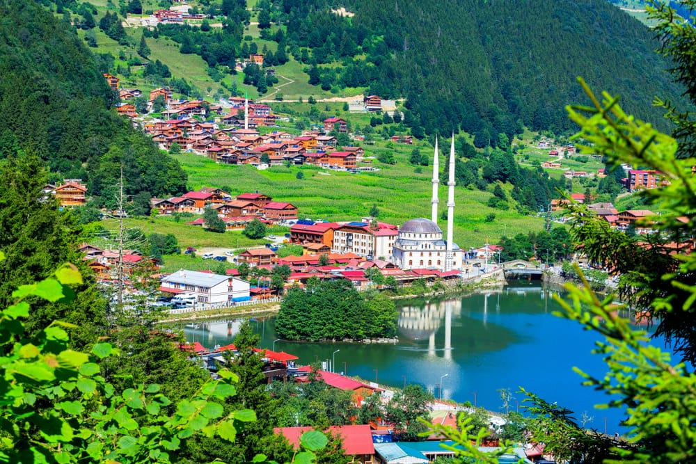 İzmir'den Uçaklı Karadeniz Turu